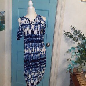 NAVY BLUE & WHITE TYE DYE DESIGN DRESS (SAYS 1X BUT CAN FIT M)
